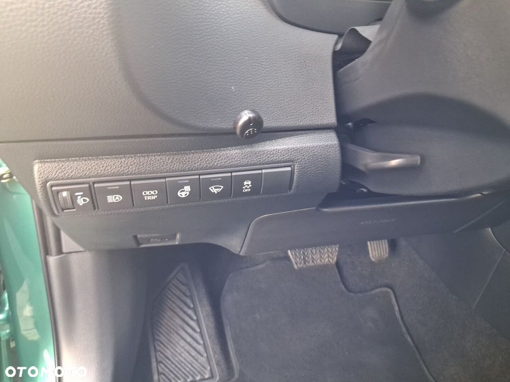 Toyota Corolla - 12