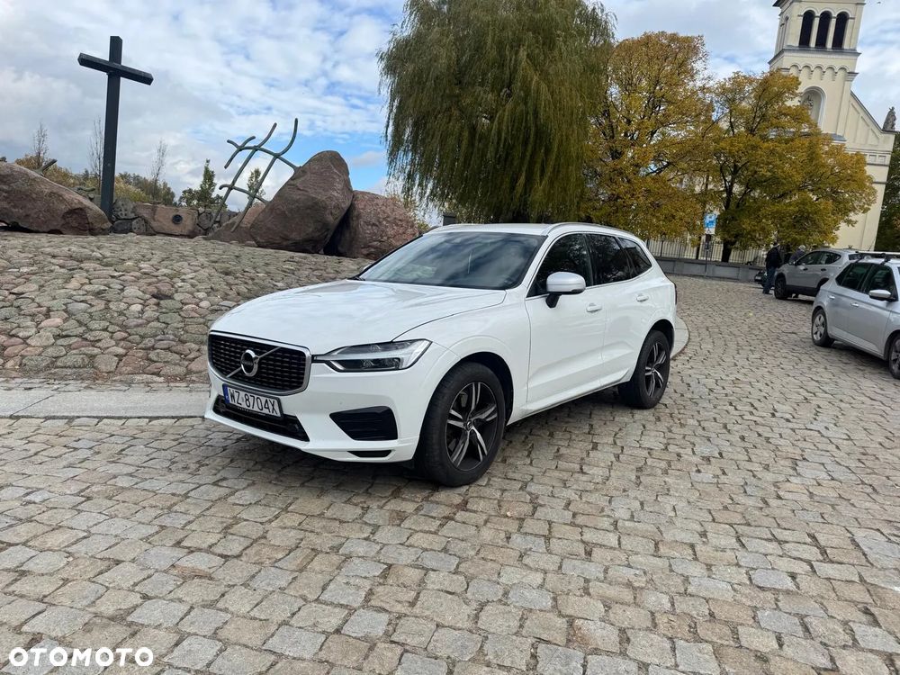Volvo XC 60 T5 AWD R-Design - 1