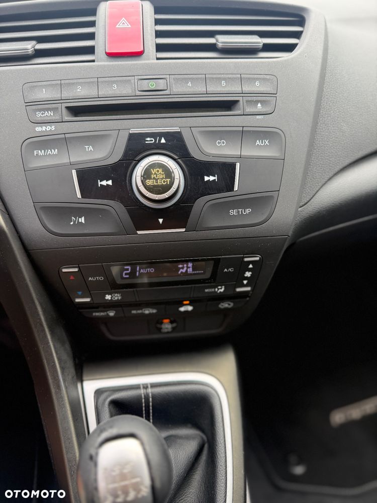 Honda Civic 1.8 Comfort - 23
