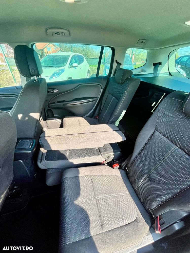 Opel Zafira - 6