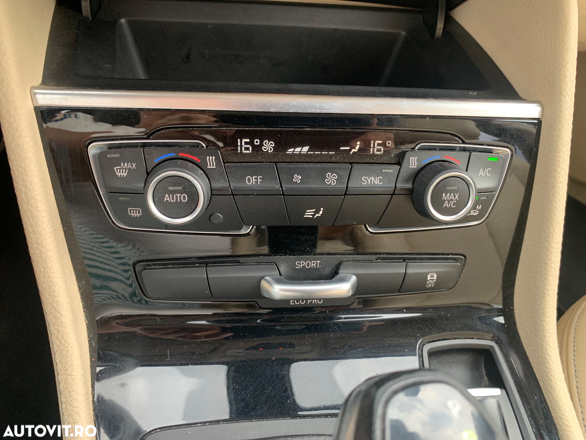 BMW Seria 2 218d Active Tourer Aut. Luxury Line - 32