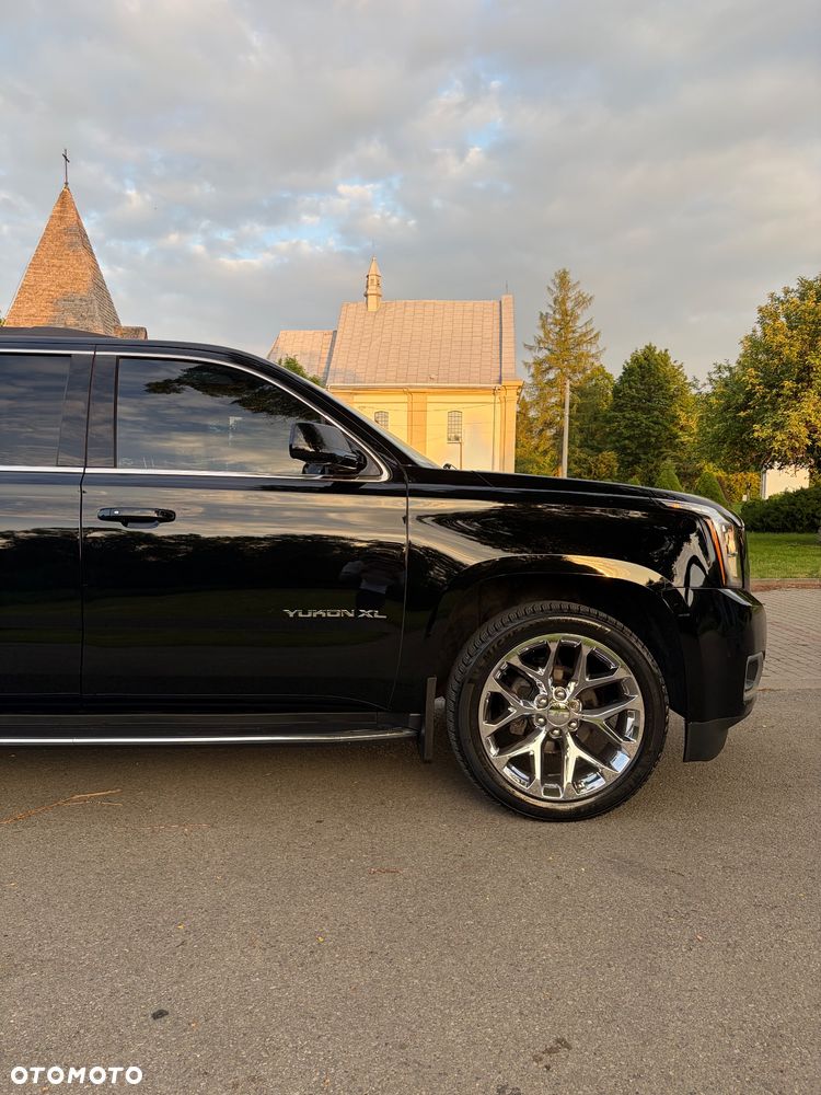 GMC Yukon - 10