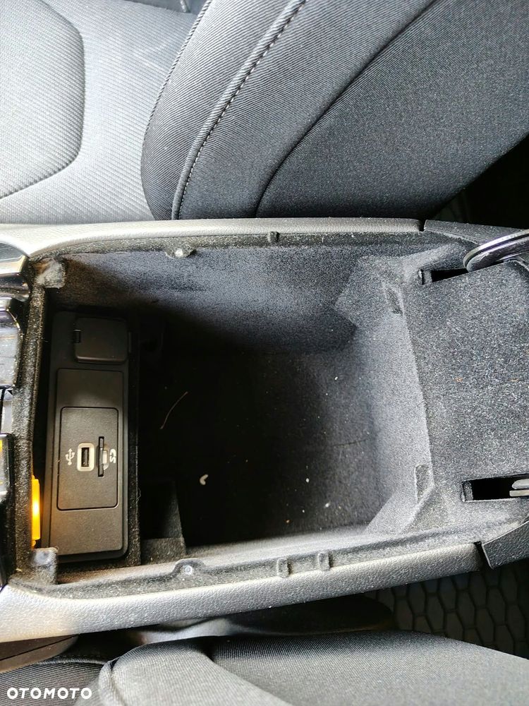 Ford Mondeo - 19