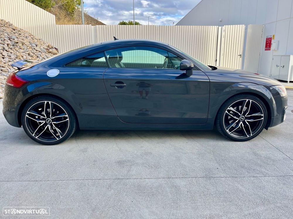 Audi TT Coupé 2.0 TDI quattro - 10