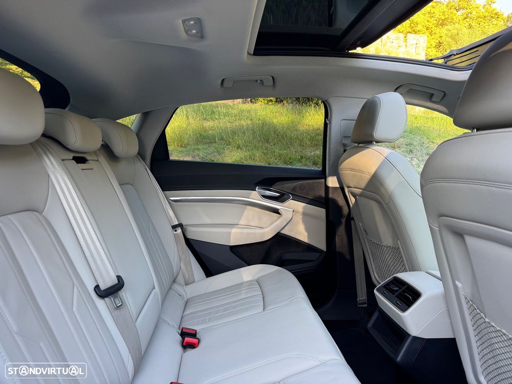Audi e-tron Sportback 55 quattro S line - 8