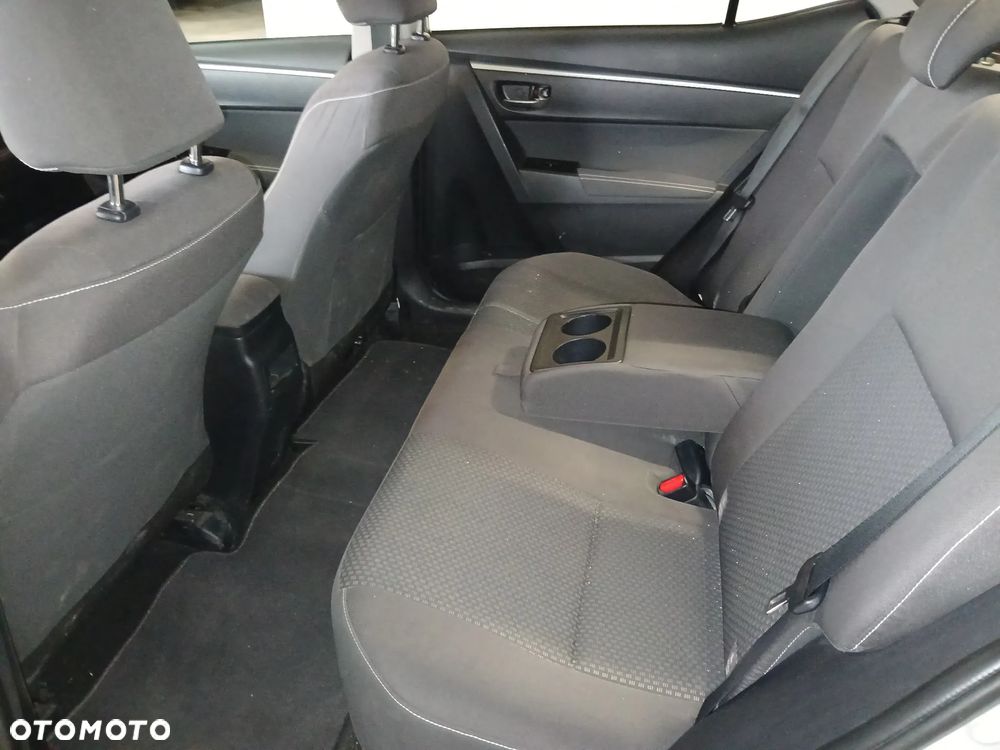 Toyota Corolla 1.6 Comfort - 11