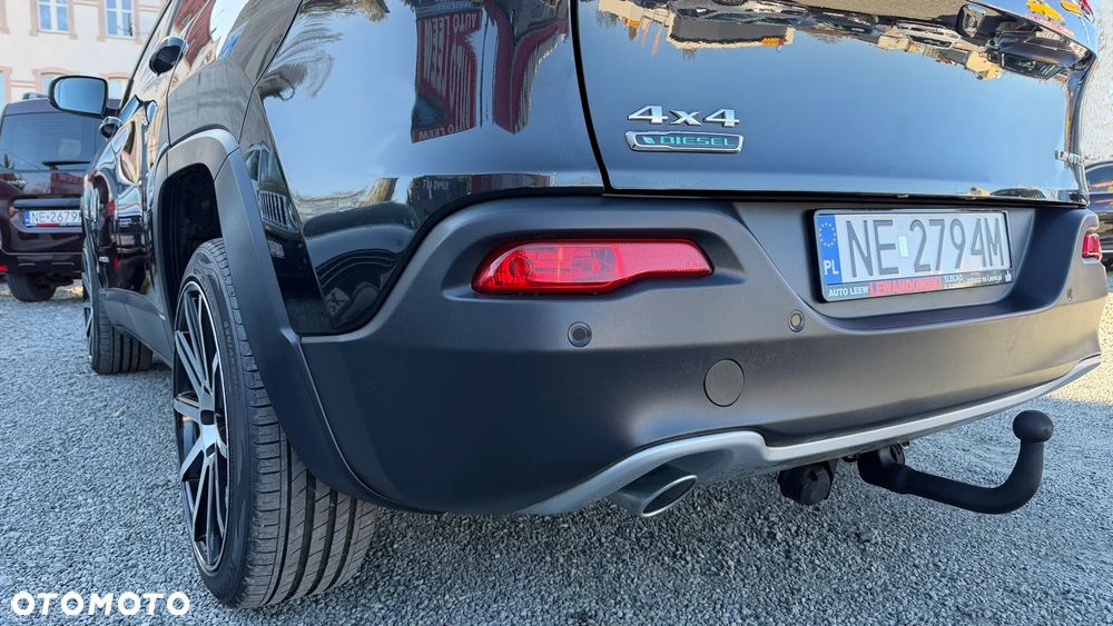 Jeep Cherokee - 11