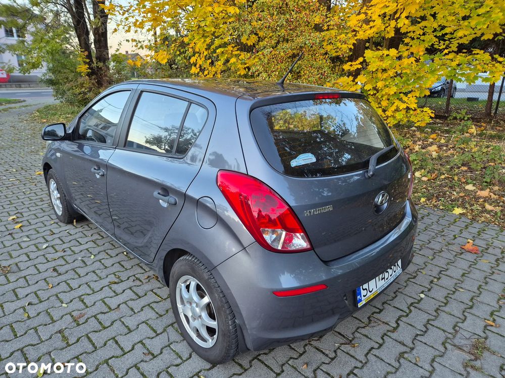Hyundai i20 1.25 Comfort - 10