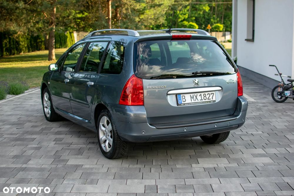Peugeot 307 - 24