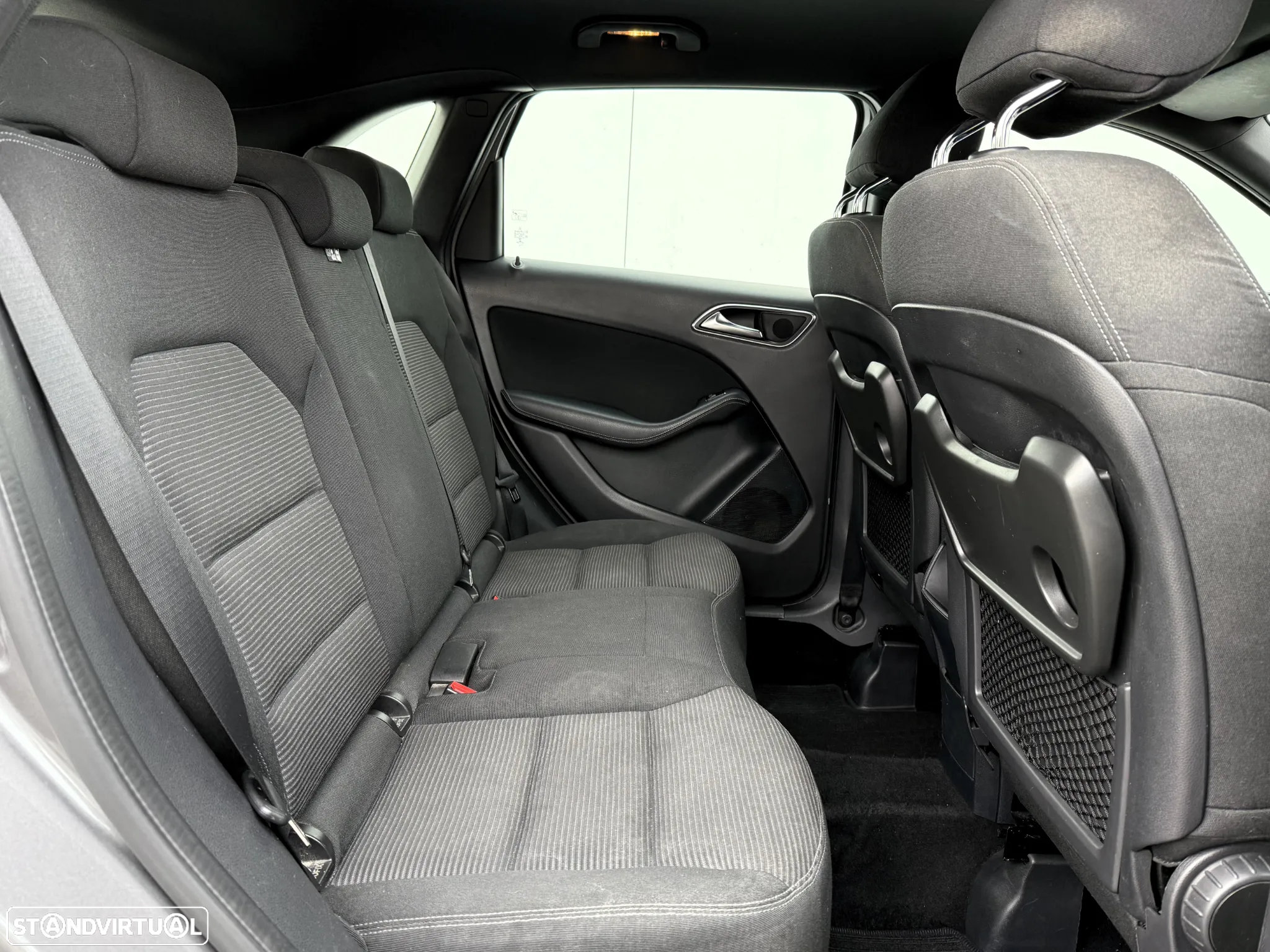 Mercedes-Benz B 200 d Style Aut. - 32