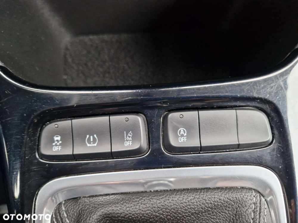 Opel Crossland X - 15