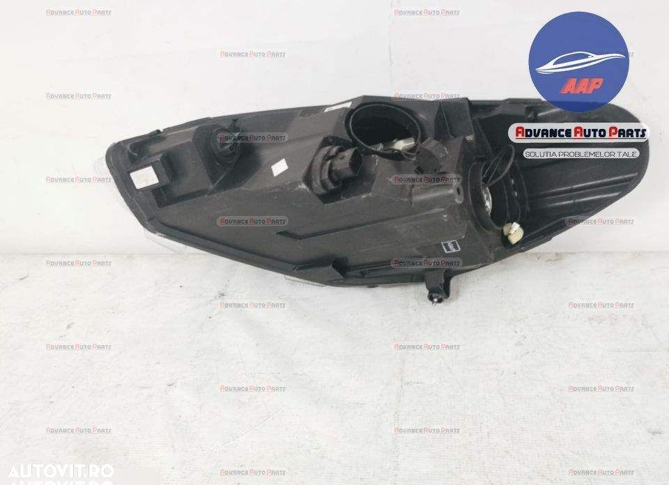 Far dreapta cu lupa original Ford  Fiesta  7 2017 2018 2019 2020 - 4