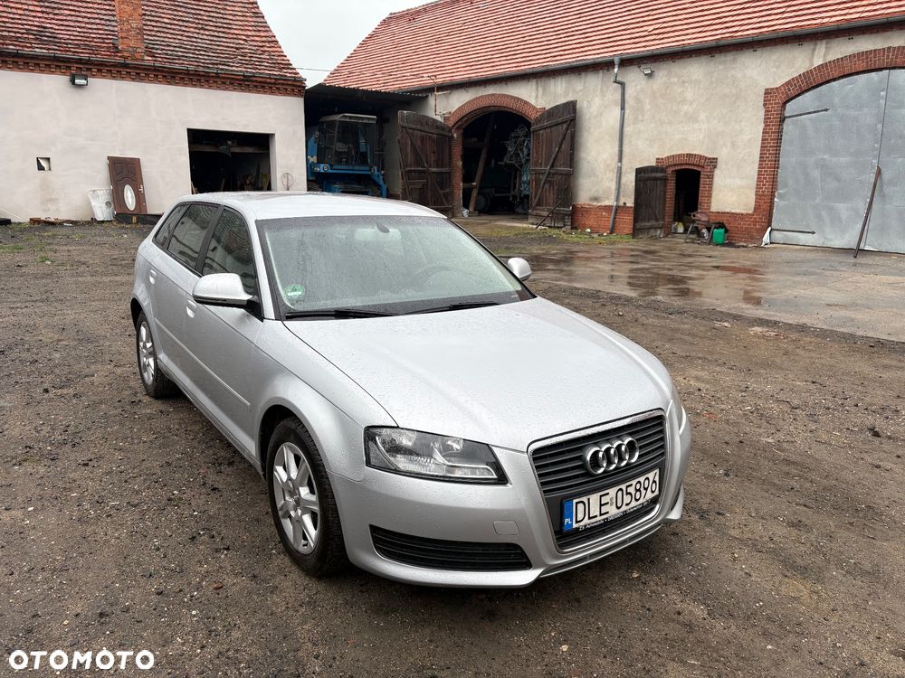 Audi A3 Sportback 1.8 TFSI Attraction - 6