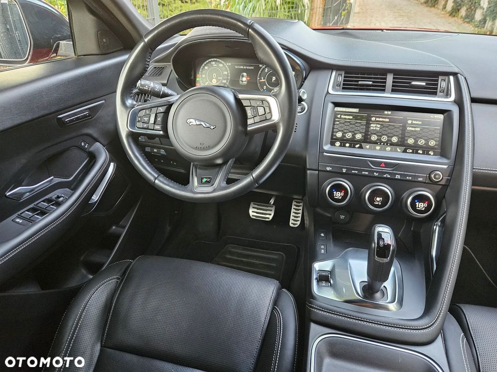 Jaguar E-Pace D240 AWD R-Dynamic SE - 14