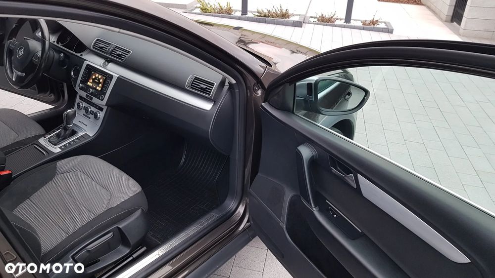 Volkswagen Passat Alltrack 2.0 TDI 4Mot DSG - 27