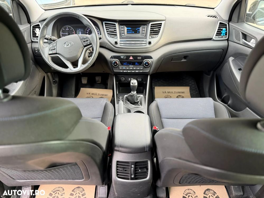 Hyundai Tucson 2.0 CRDI 4WD 6MT Style - 14