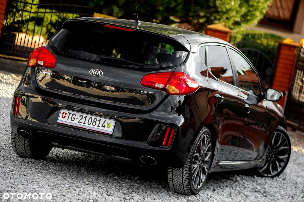 Kia Ceed Cee'd 1.6 T-GDI GT - 11