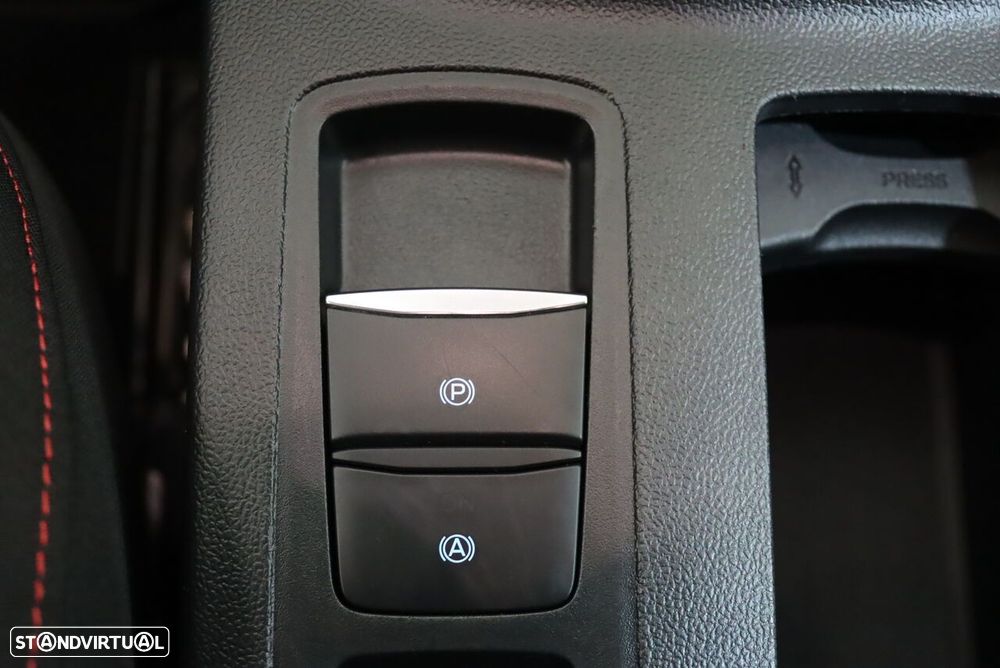 Ford Focus 1.0 EcoBoost MHEV ST-Line Aut. - 17