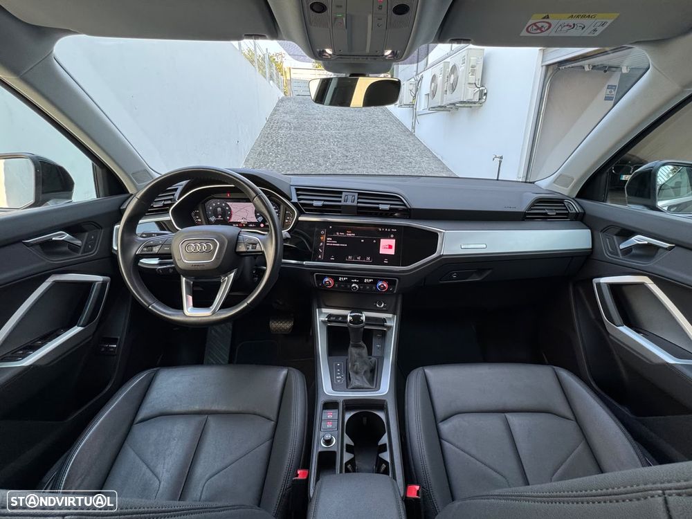 Audi Q3 45 TFSIe S tronic S line - 10