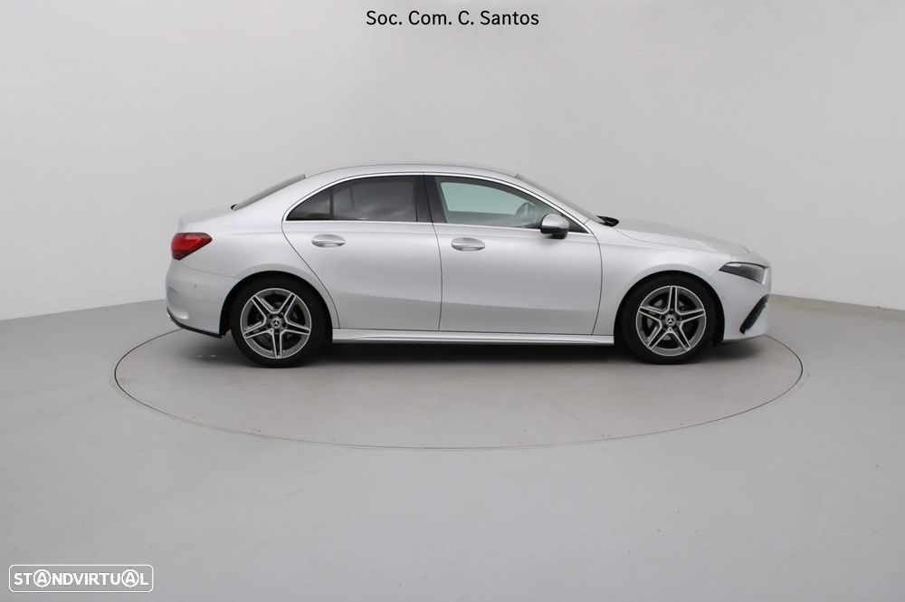 Mercedes-Benz A 180 Limousine d AMG Line Aut. - 4