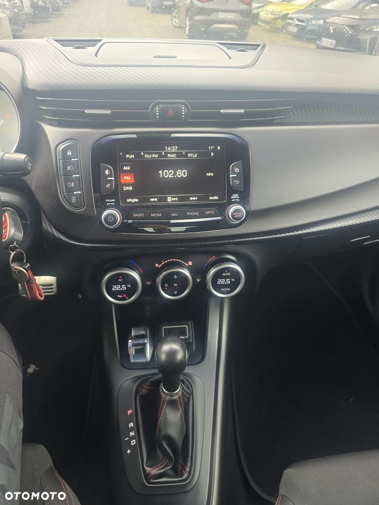 Alfa Romeo Giulietta 1.6 JTDM 16V Super - 30