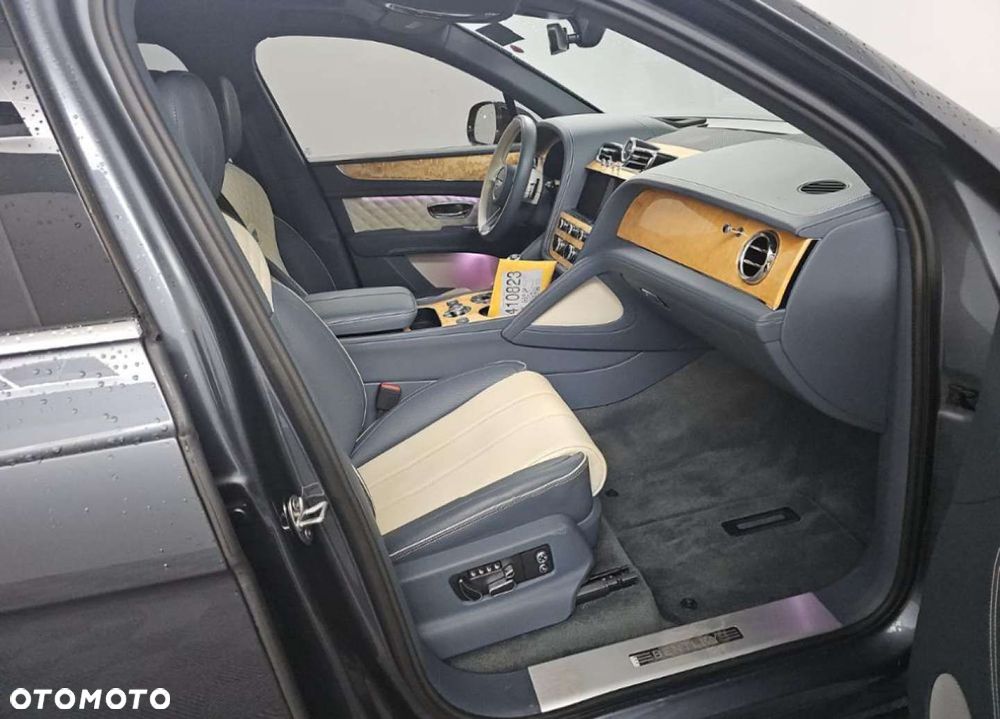 Bentley Bentayga - 13