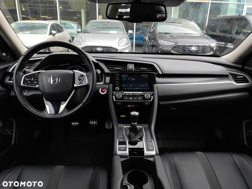 Honda Civic 1.5 T Executive - 11