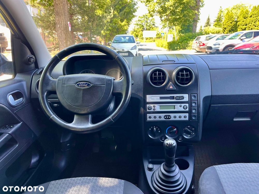 Ford Fusion - 15