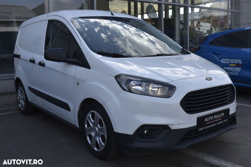 Ford Transit Courier - 4