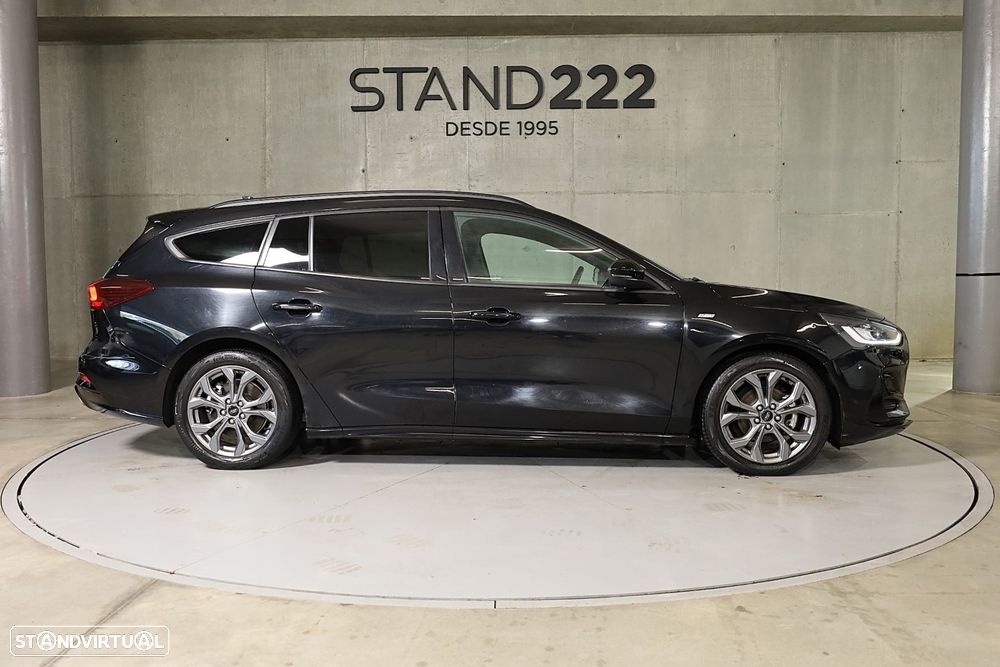 Ford Focus SW 1.0 EcoBoost MHEV ST-Line X - 4