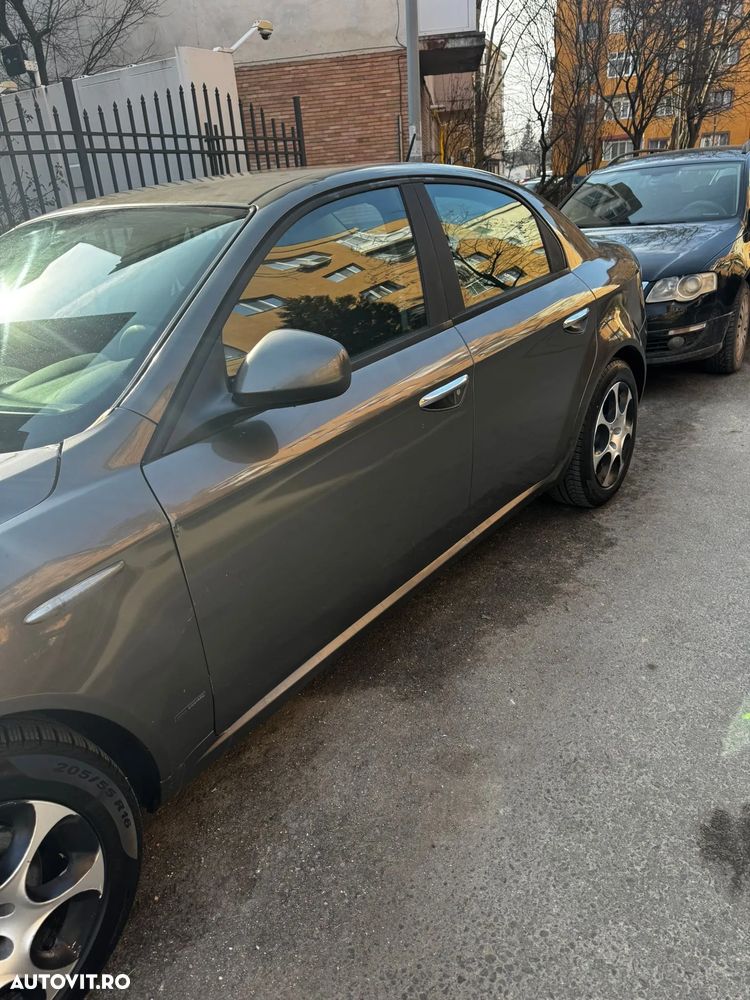 Alfa Romeo 159 1.9 Multijet Distinctive - 21