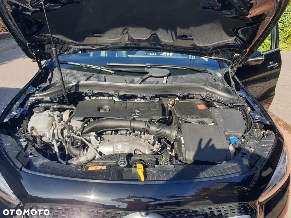 Mercedes-Benz GLA - 19