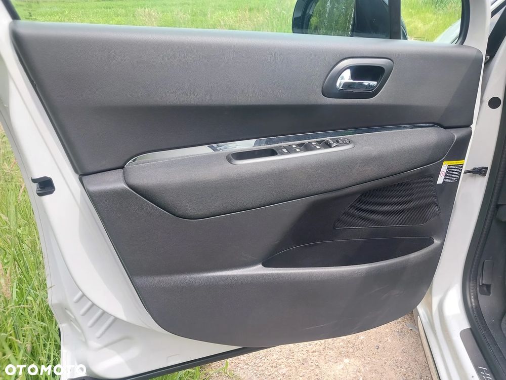 Peugeot 3008 - 11