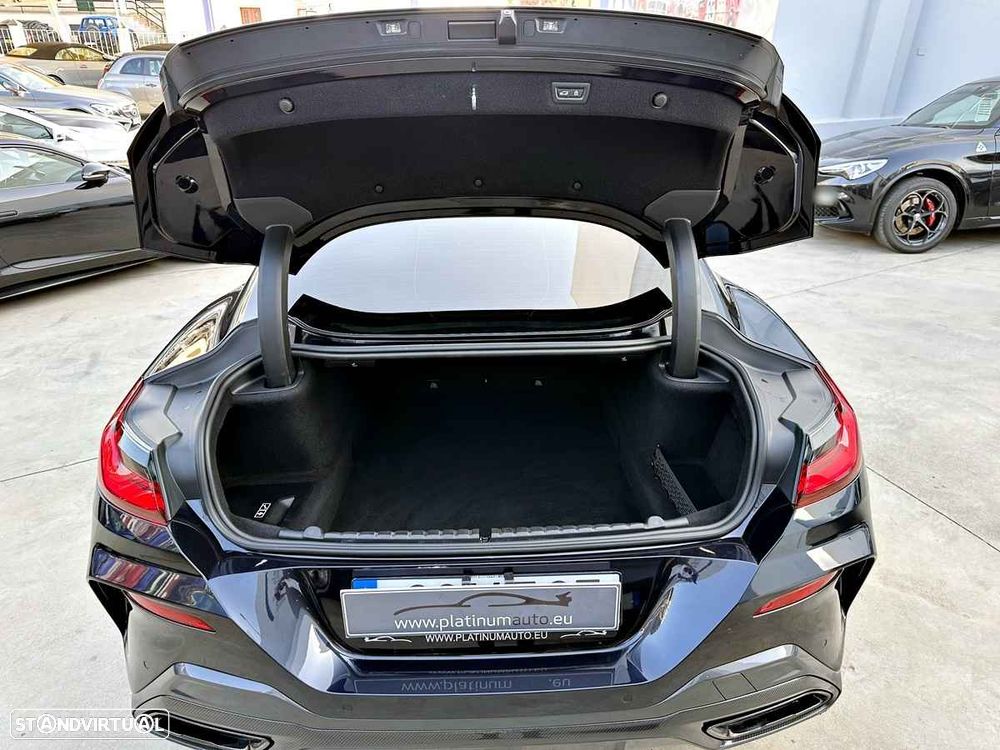 BMW M850i xDrive - 33