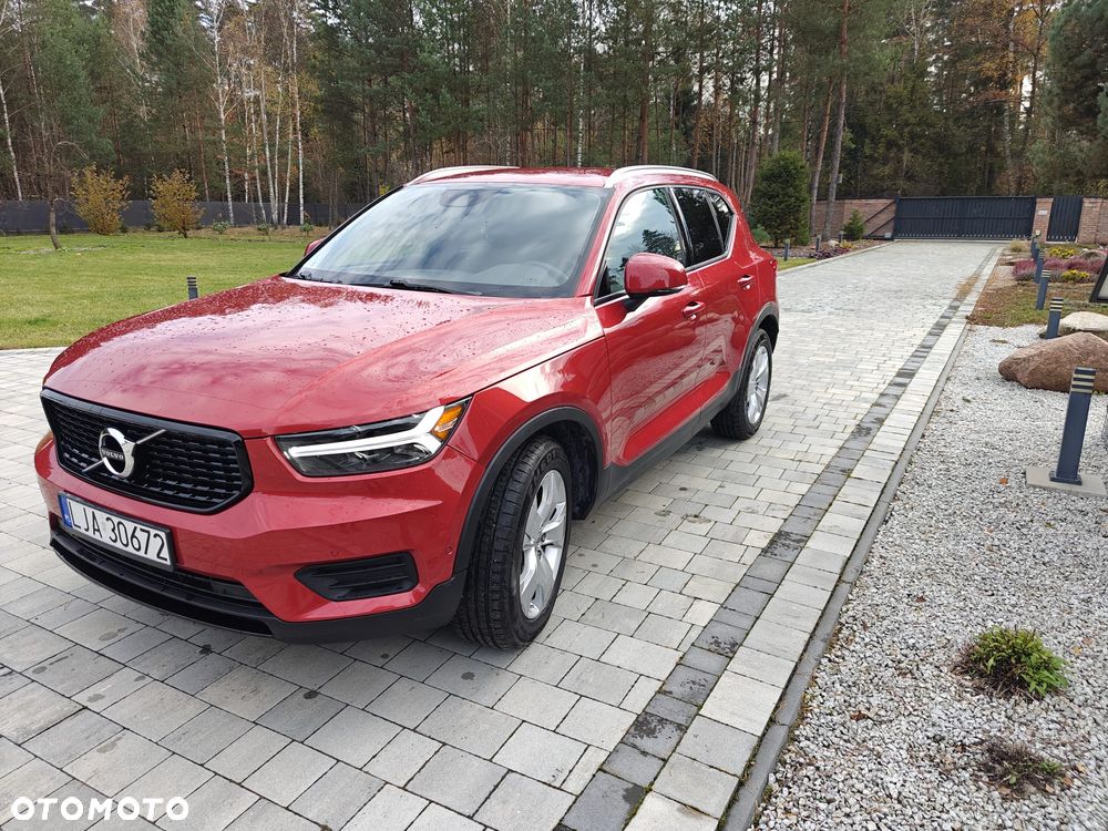 Volvo XC 40 T5 AWD Momentum - 2