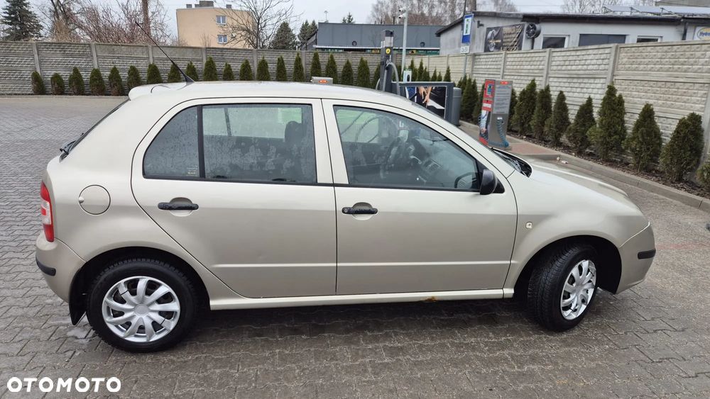 Skoda Fabia 1.4 16V Ambiente - 20