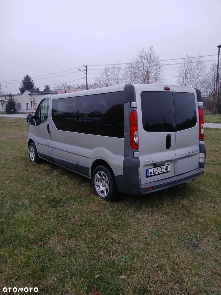 Opel Vivaro - 17