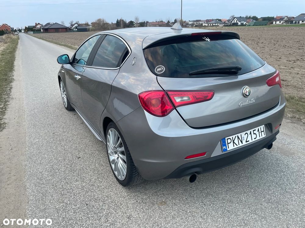 Alfa Romeo Giulietta 1750 TBi Quadrifoglio Verde - 14