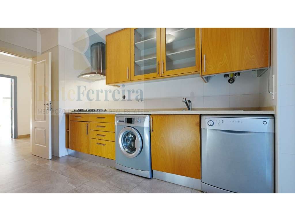 Apartamento T2 no Condomínio de Luxo Campo Real! - Grande imagem: 5/31