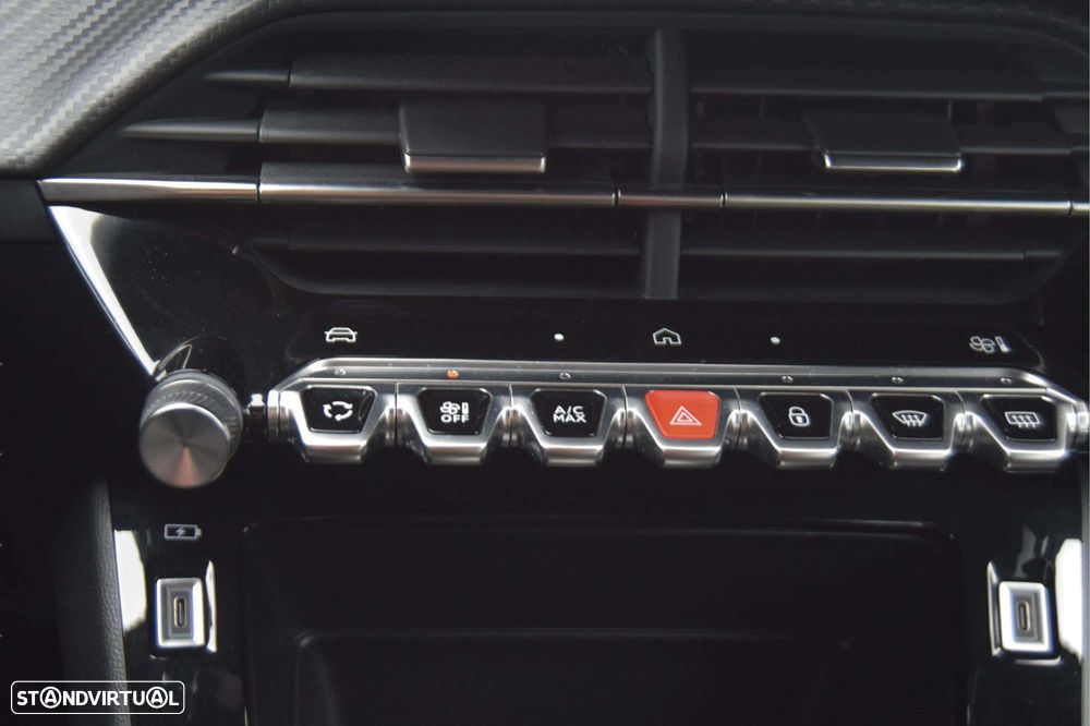 Peugeot e-2008 54 kWh Active - 21