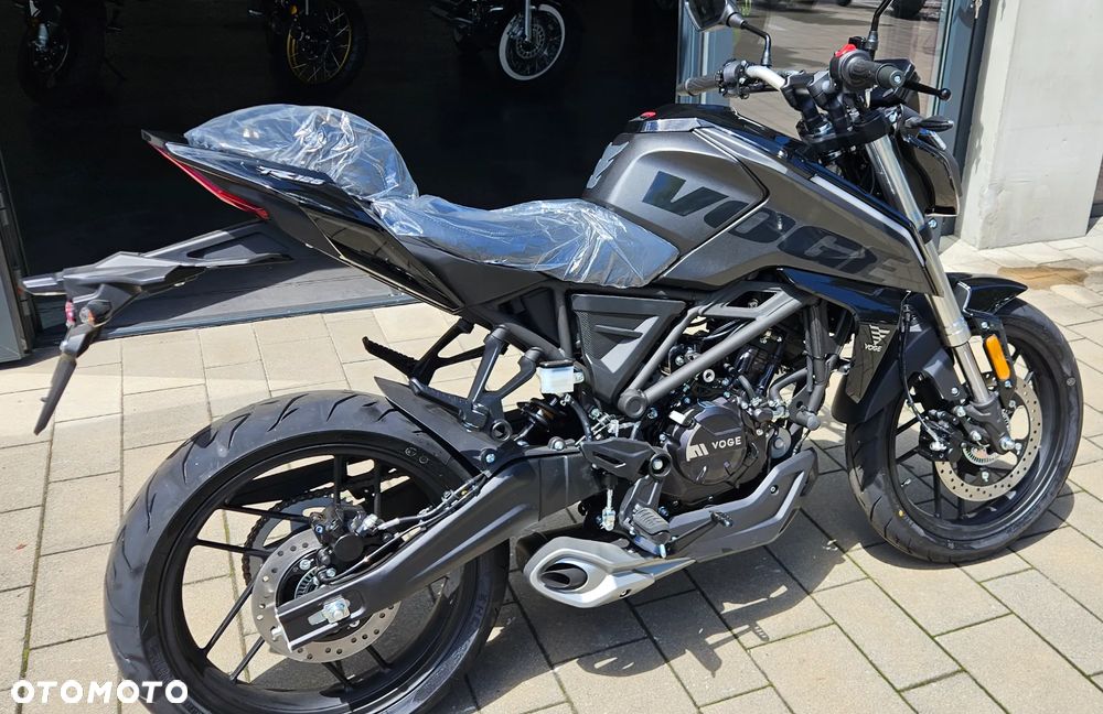 VOGE R125 - 12
