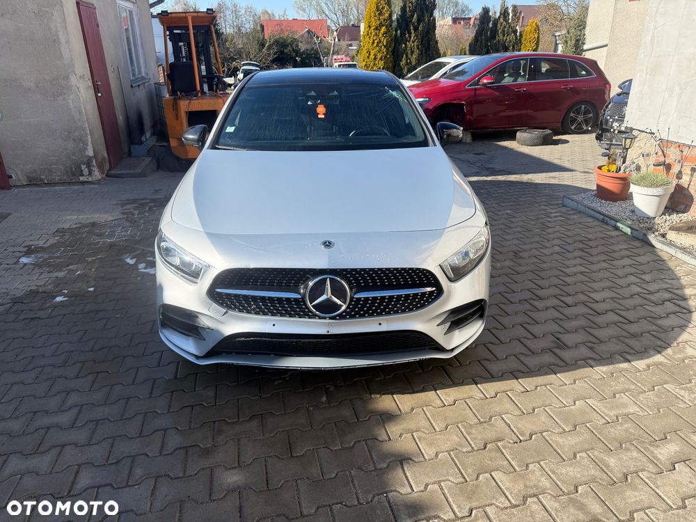 Mercedes-Benz Klasa A 180 d 8G-DCT AMG Line - 2