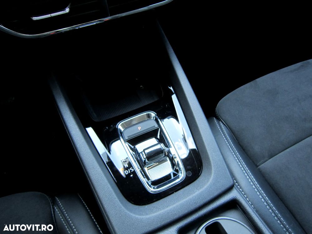 Skoda Octavia 2.0 TDI STYLE DSG - 24