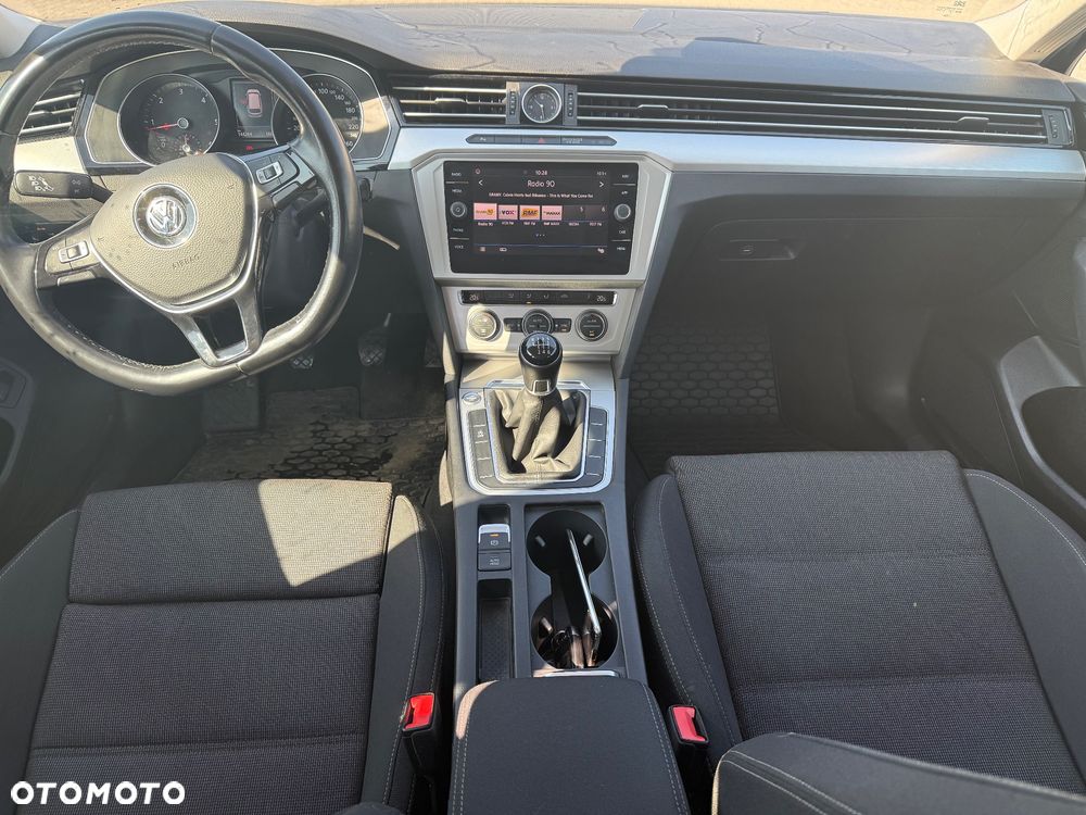 Volkswagen Passat 2.0 TDI BMT Comfortline - 5
