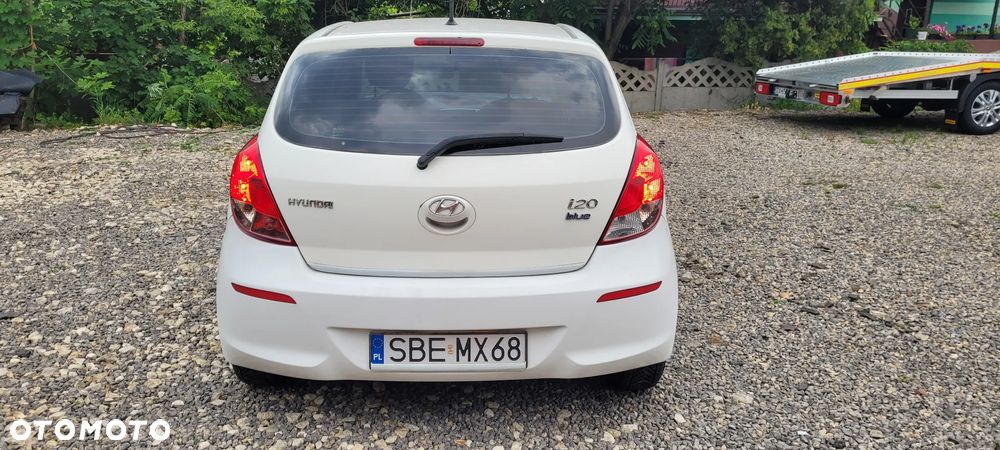 Hyundai i20 1.1 CRDi Style - 34