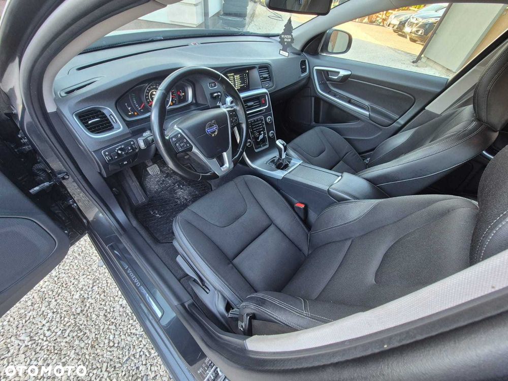 Volvo V60 - 6