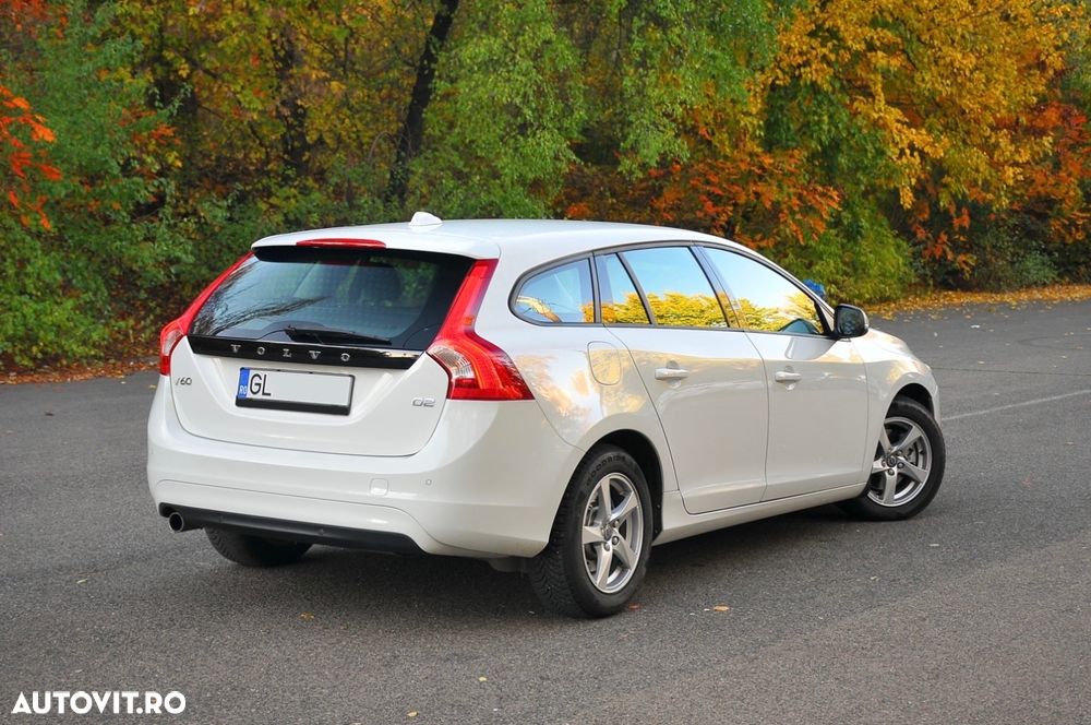 Volvo V60 D2 Kinetic - 5
