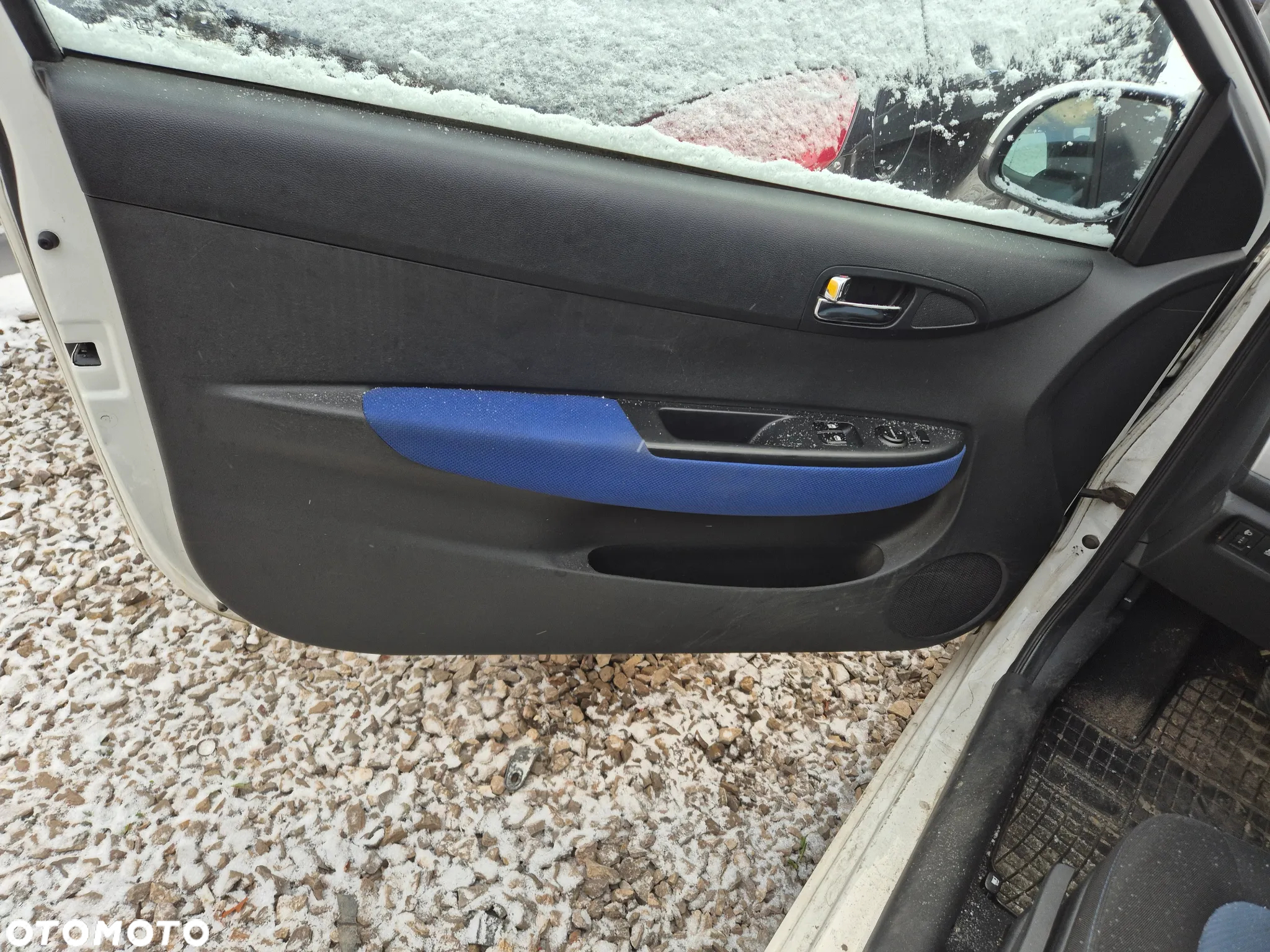 HYUNDAI I20 fotel fotele kanapa deska kokpit podsufitka boczek boczki klamka podłokietnik licznik prędkościomierz panel - 4