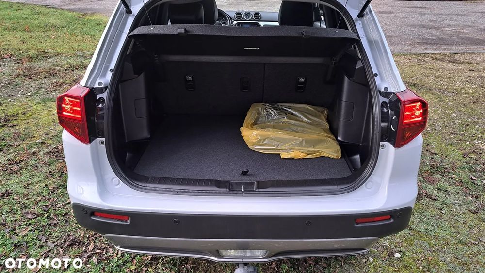 Suzuki Vitara 1.4 Boosterjet Hybrid Allgrip Comfort+ "SHINKAI" - 27