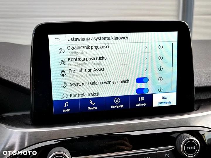 Ford Kuga 1.5 EcoBoost FWD Titanium X - 37